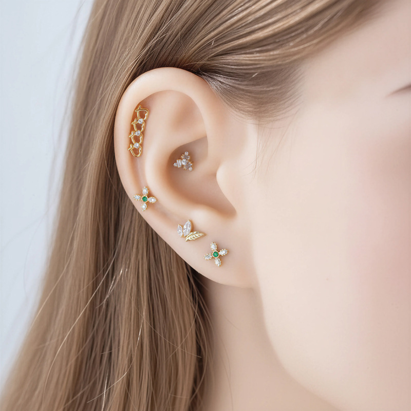 1PC G23 Titanium16G Flower CZ  - Body Jewelry Implants 评论和价格