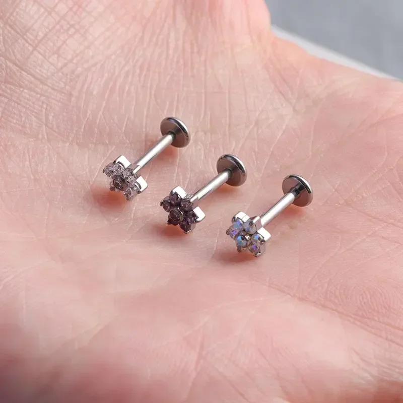 ASTM F136 Titanium Flower Pier - Body Jewelry Internally Threaded 评论和价格
